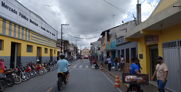 110b5a_f6d27d87f0f64922bf6f4b8ed06becbc_mv2