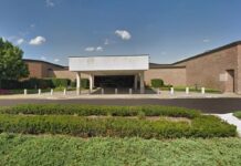 Homem ataca sinagoga no Texas; troca de tiros termina com agressor morto