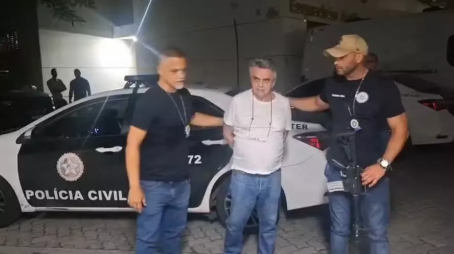 2b7d85b2bccceb589afd15542bb4306a