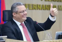 Edvaldo Neto solicita retorno ao cargo de vereador em Cabedelo