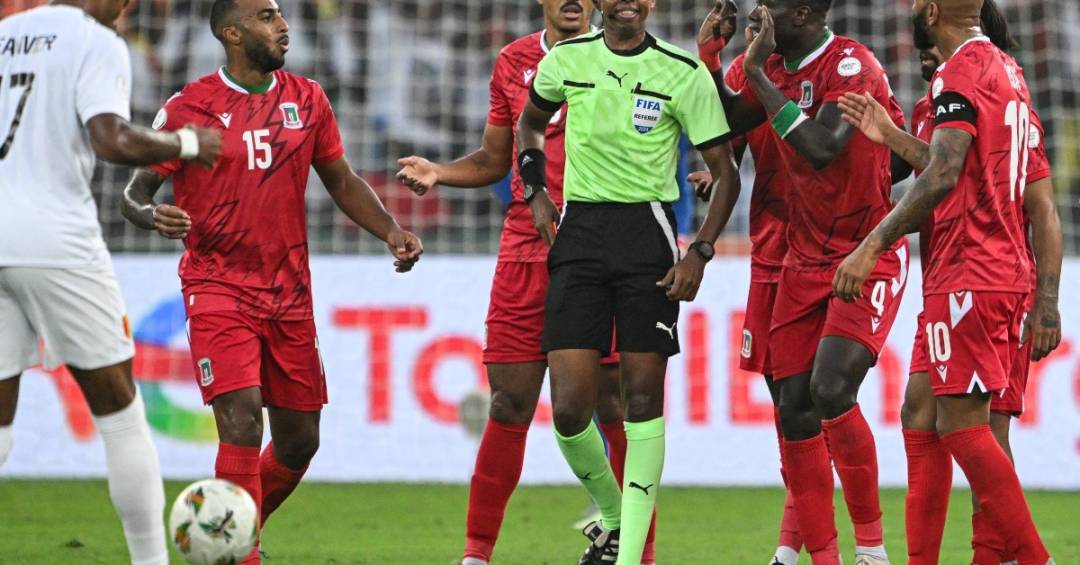AFP__20260608__B6DZ4NV__v1__MidRes__FilesFblWc2026SomReferee