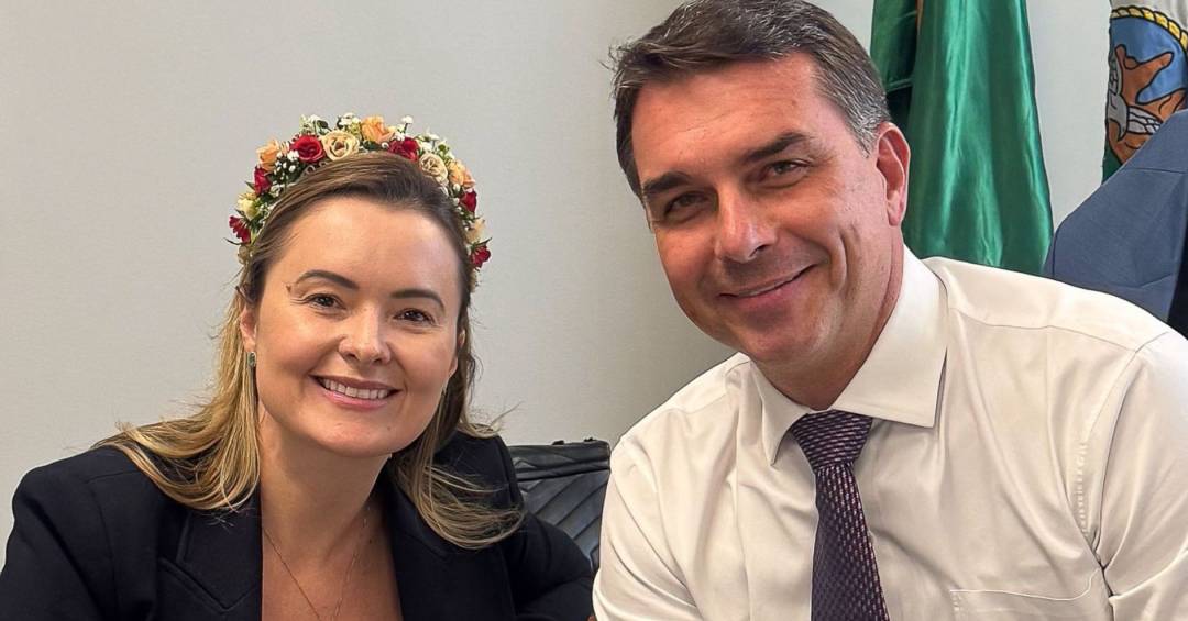 Julia-Zanatta-e-Flavio-Bolsonaro
