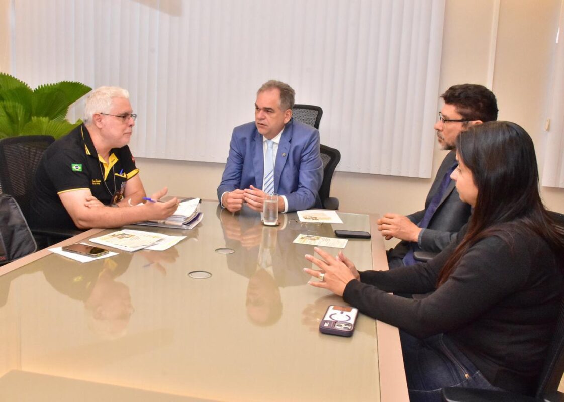campanha-julho-dourado-forum-permanente