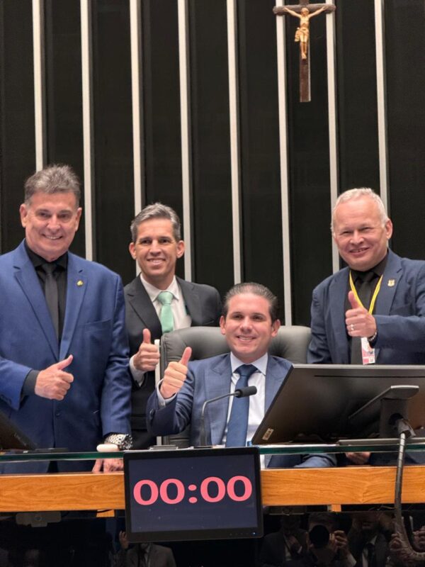 PL-porte-de-arma-aprovacao-oficiais-de-justica-2
