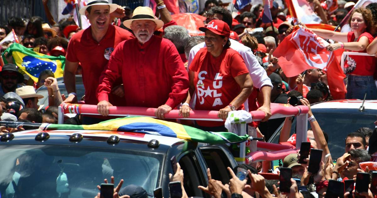 AFP__20261010__D2VA6UK__v1__HighRes__BrazilRunoffElectionCampaign-1